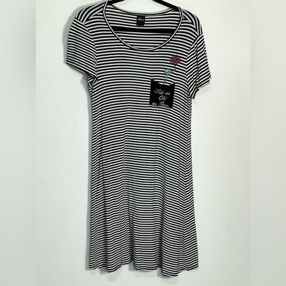 Disney Tale as Old As Time Black White Striped Sleep Dress Large - Picture 1 of 8